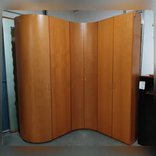 ARMARIO VESTIDOR RINCONERO DE SEIS PUERTAS – AMPLIO, ELEGANTE Y FUNCIONAL