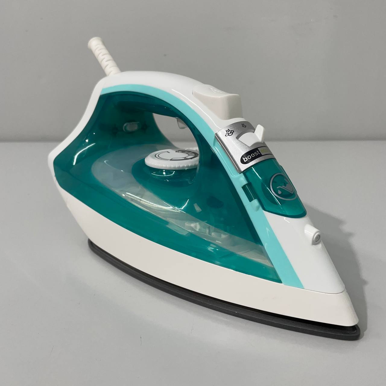 PLANCHA DE ROPA TEFAL VIRTUO 1800W DE VAPOR