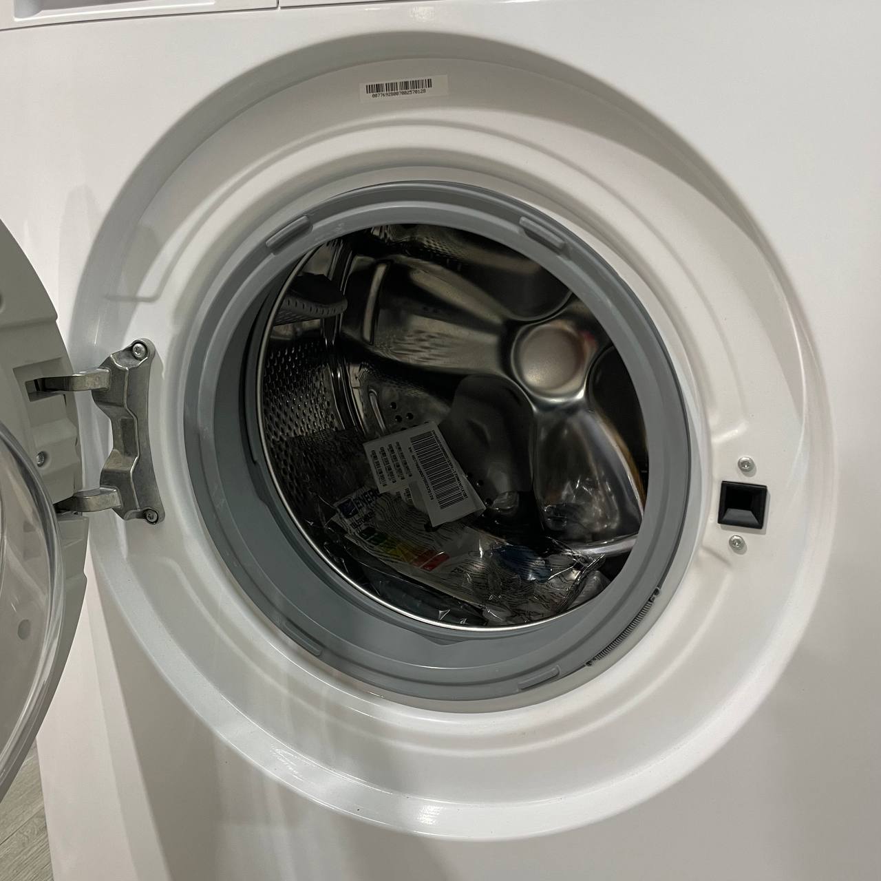 LAVADORA TELEFUNKEN TLK108TBTYN 8K, 1000R, 15 PROGRAMAS BLANCA