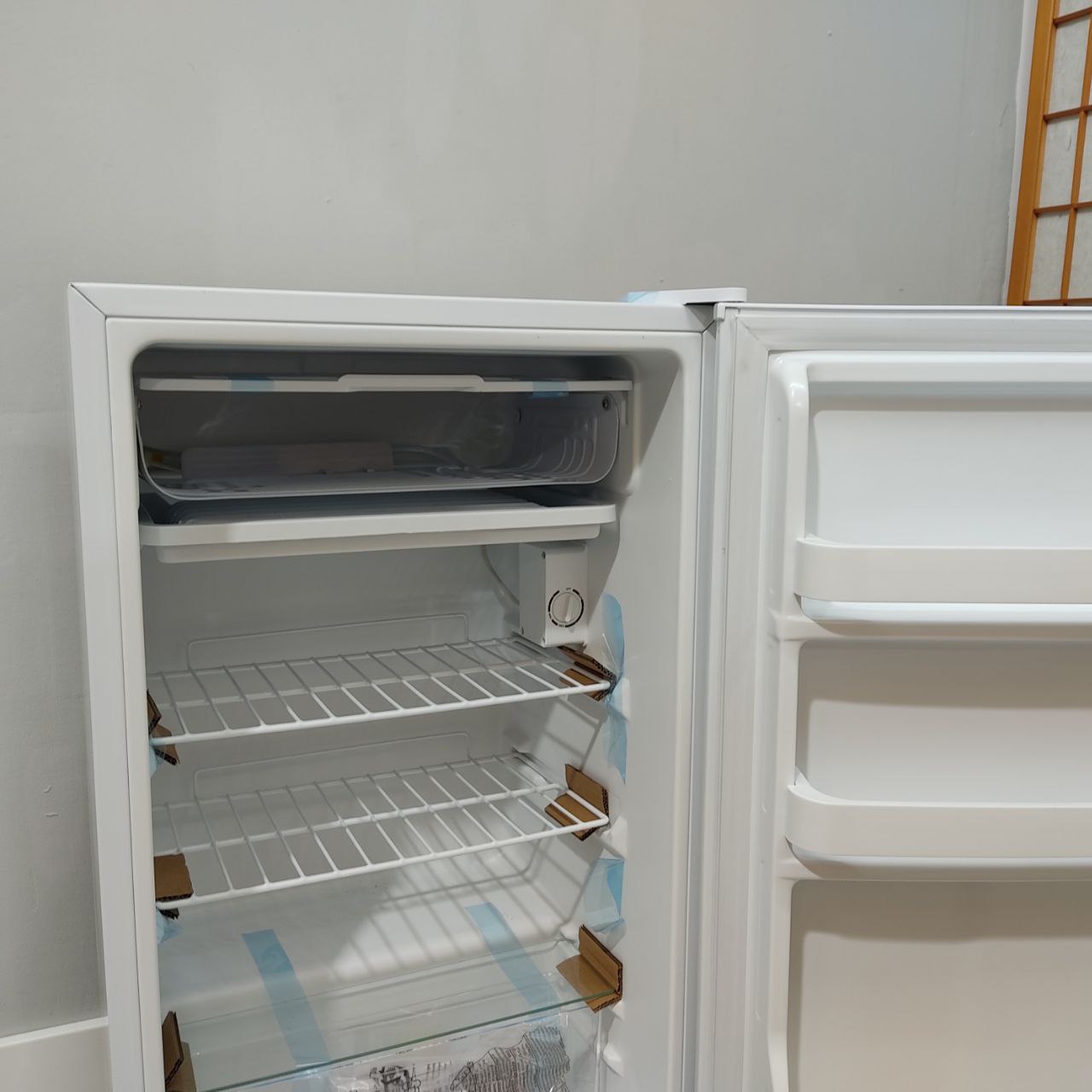 FRIGORÍFICO 1 PUERTA BAJO ENCIMERA ARTICA, BLANCO