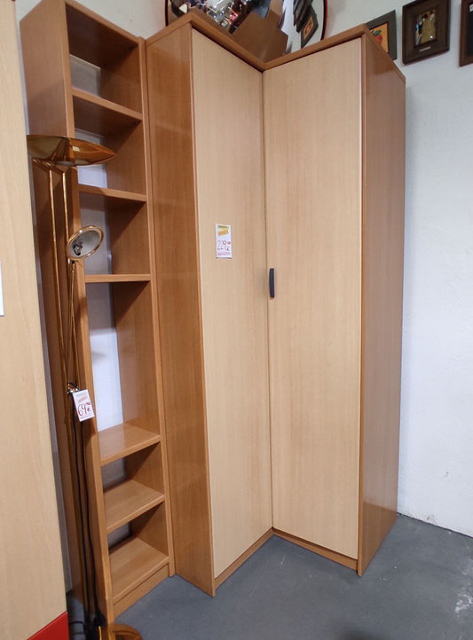 ARMARIO ESQUINERO DE 2 PUERTAS CON ESTANTES LATERALES – OPTIMIZA TU ESPACIO