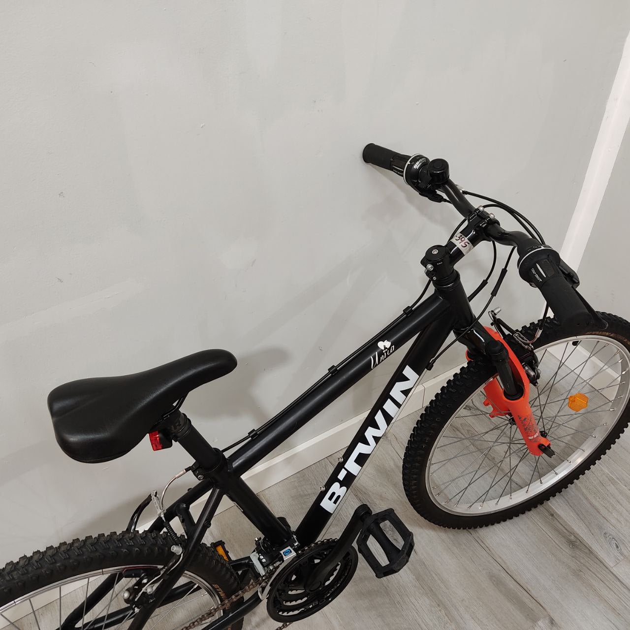 BICICLETA B'TWIN SF65MM – PERFECTA PARA CIUDAD, EJERCICIO Y RECREO