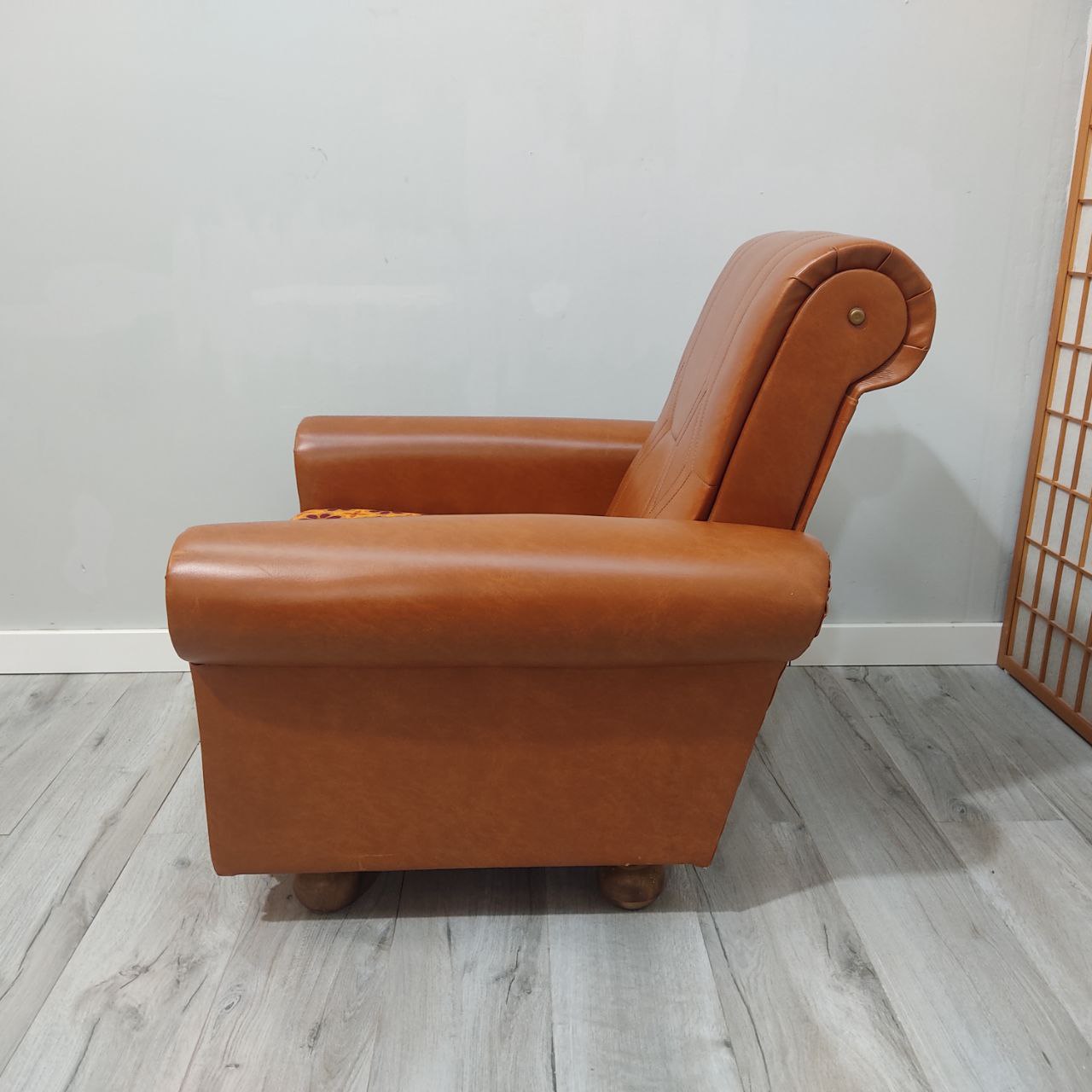 ELEGANCIA RETRO: SILLONES MID-CENTURY MODERN EN EXCELENTE ESTADO