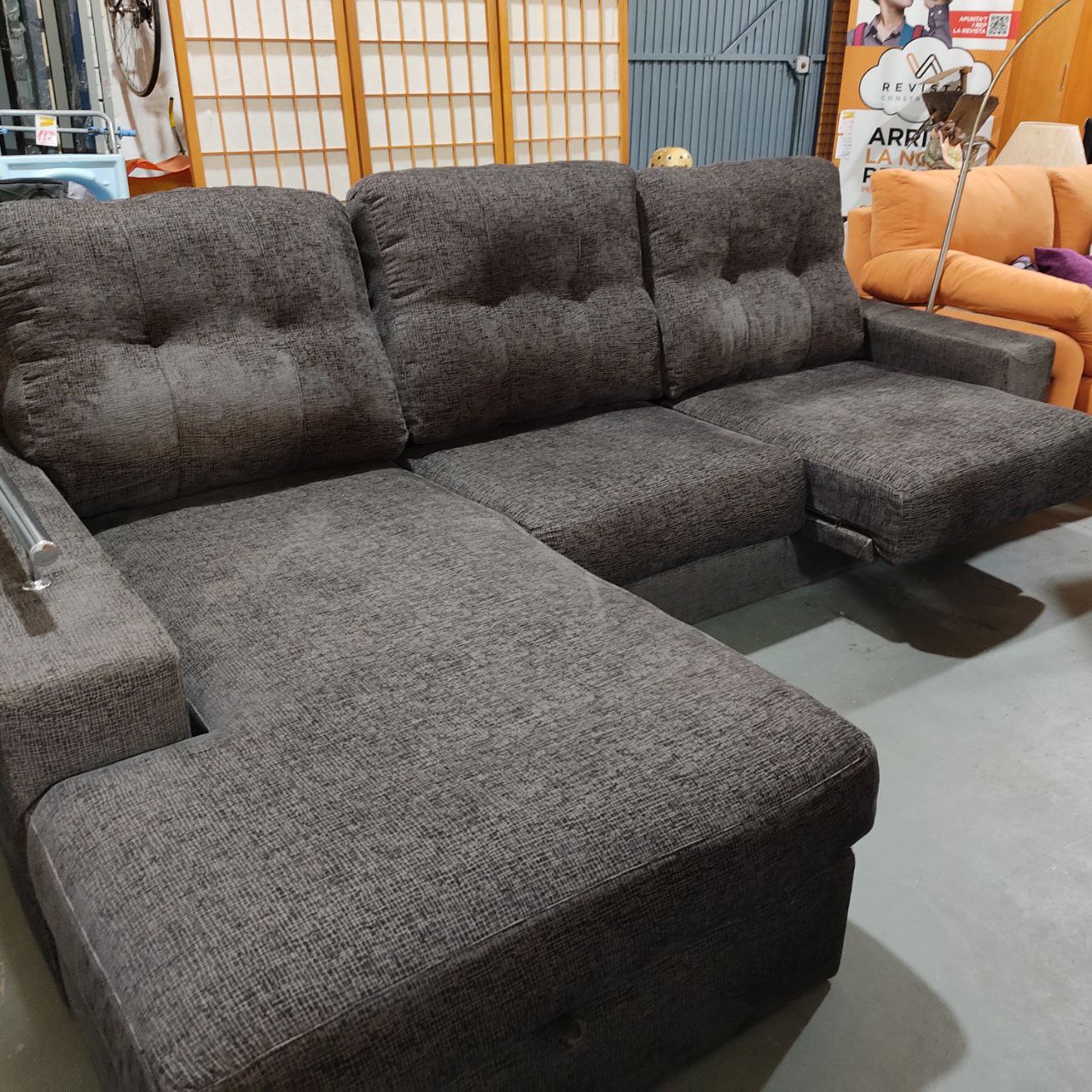 SOFÁ CHAISE LONGUE 3 PLAZAS MAXI – CÓMODO, MODERNO Y FUNCIONAL