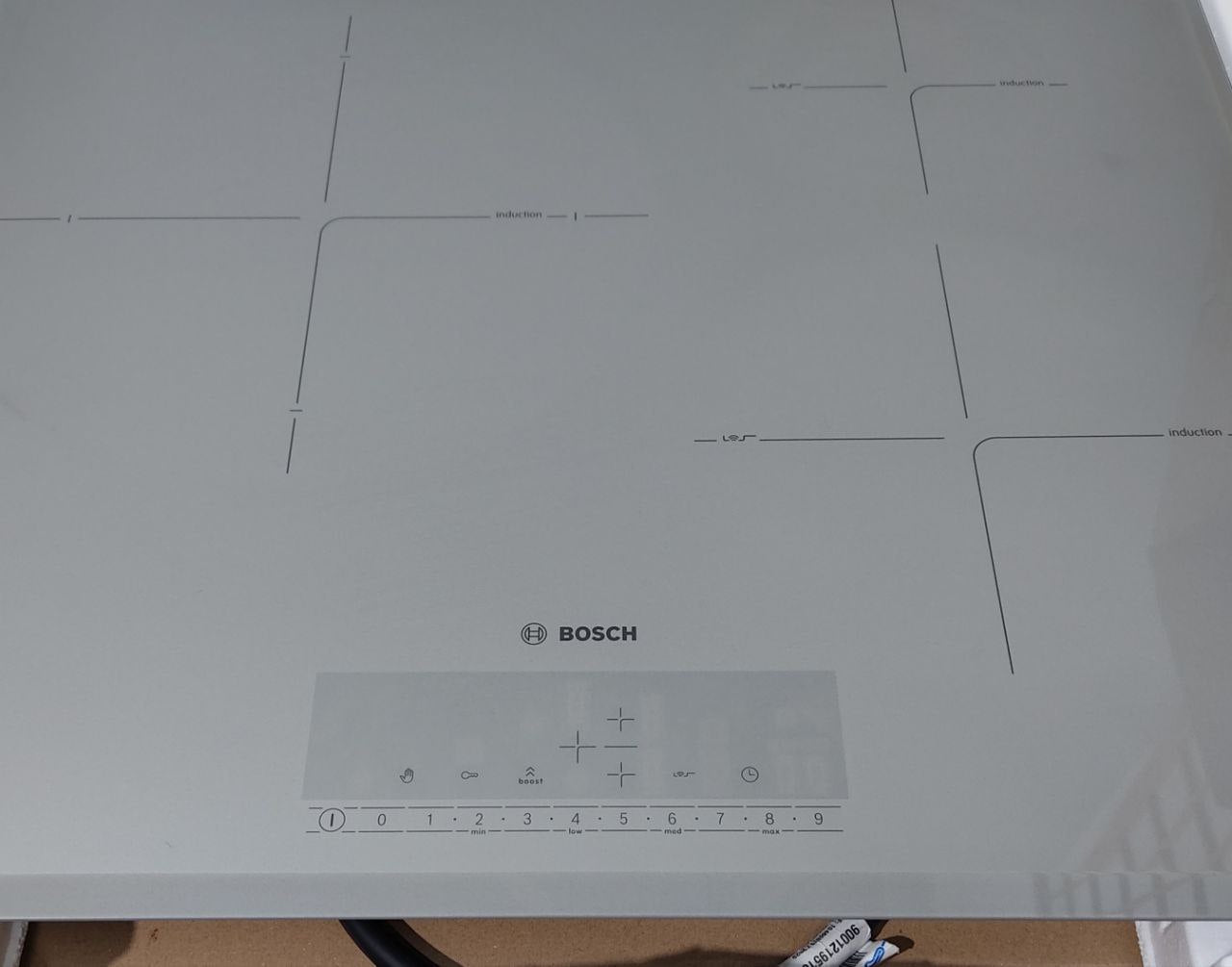 PLACA DE INDUCCIÓN BOSCH 60 CM GRIS METALIZADO – SERIE 6 CON 3 ZONAS DE COCCIÓN