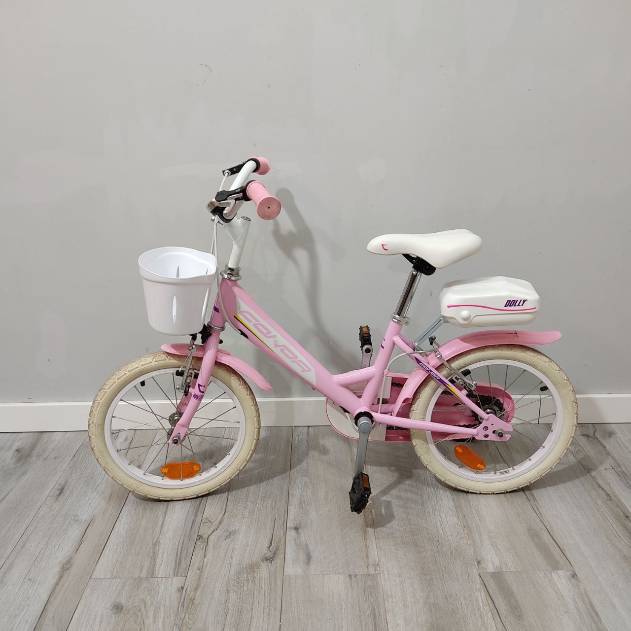 BICICLETA CONOR ROSA – LIGERA Y PERFECTA PARA NIÑOS DE 5 A 7 AÑOS
