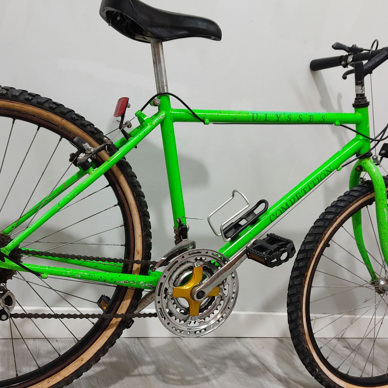 BICICLETA ULYSSES HITEN – 26” Y 6 MARCHAS SHIMANO, IDEAL PARA CIUDAD Y EJERCICIO