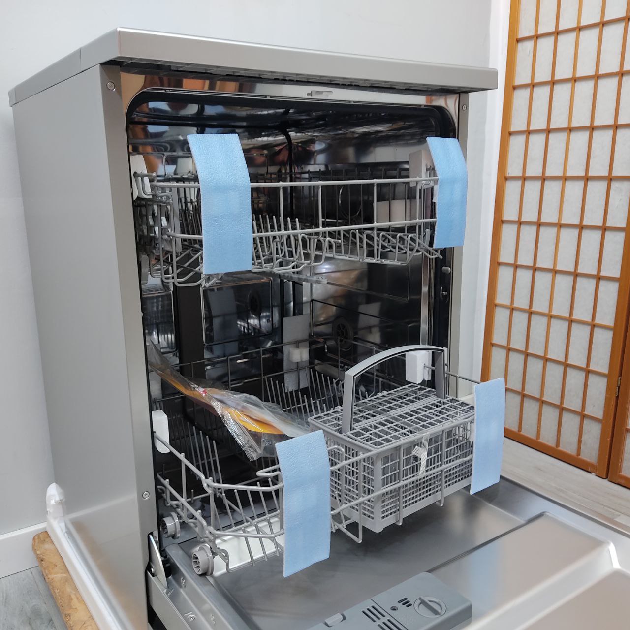 LAVAVAJILLAS ARTICA INOX EFICIENCIA Y DISEÑO PARA TU COCINA