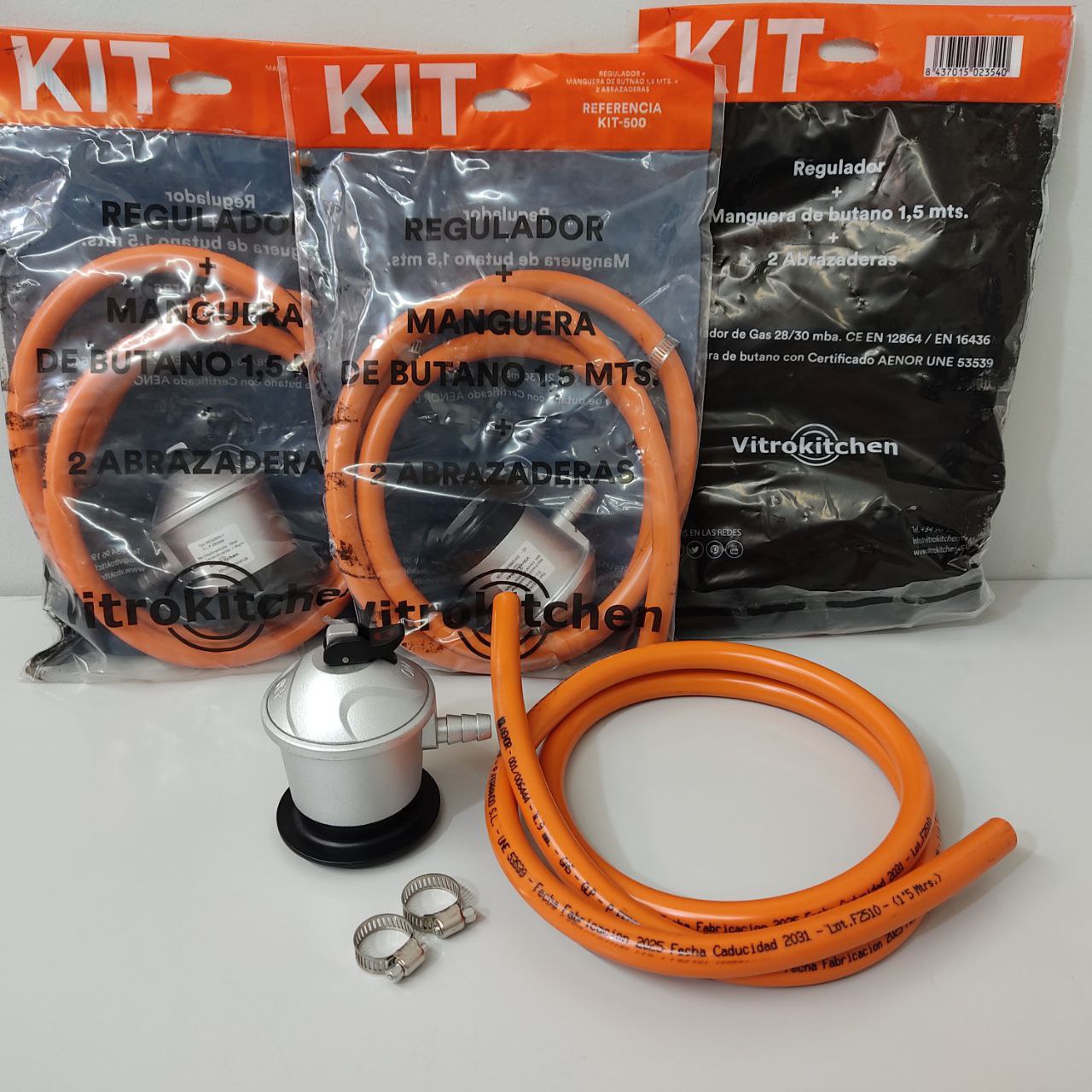 KIT REGULADOR PARA ESTUFAS Y COCINAS – REGULADOR + MANGUERA 1,5 M + 2 ABRAZADERAS