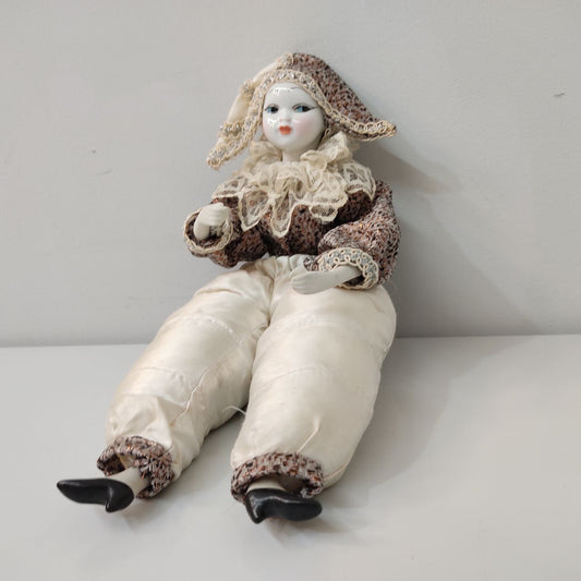 MUÑECA DE PORCELANA ARLEQUÍN – R. INGLÉS
