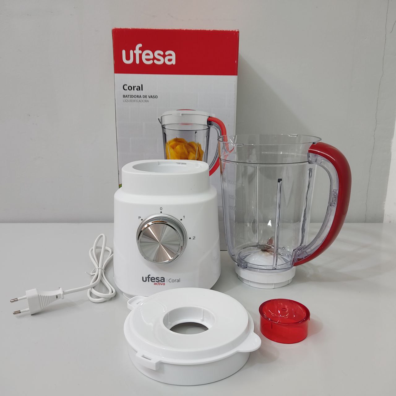 BATIDORA DE VASO UFESA CORAL – POTENCIA, DISEÑO Y COMODIDAD PARA TU COCINA