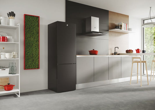 FRIGORÍFICO COMBI HOOVER 177x55 NEGRO MATE – LOW FROST, 260L, CLASE E