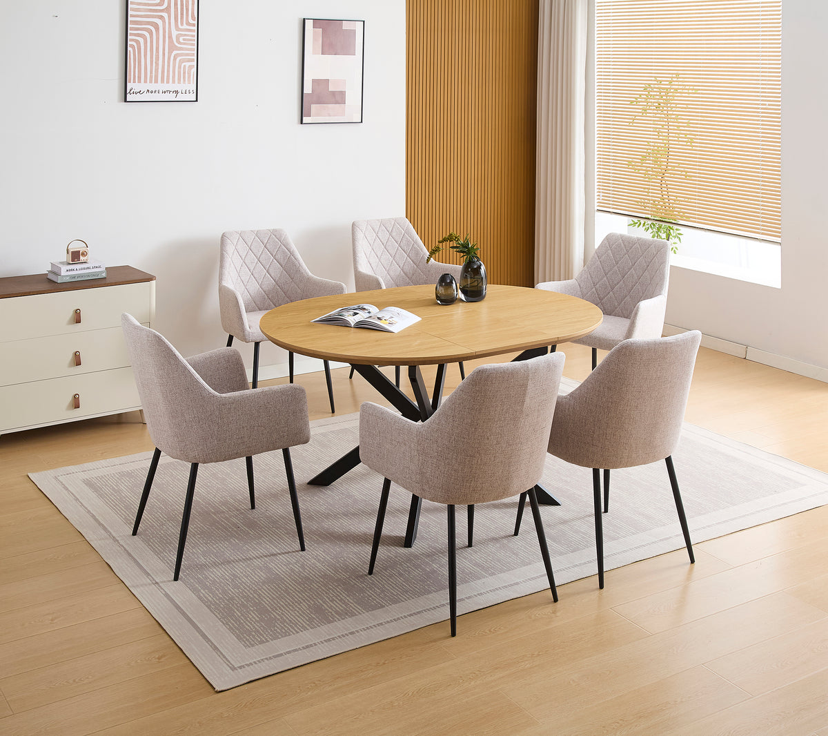 CONJUNTO DE COMEDOR WINSOR Y DEVON – MESA REDONDA EXTENSIBLE Y SILLONES TAPIZADOS