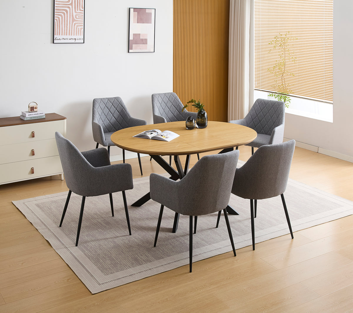 CONJUNTO DE COMEDOR WINSOR Y DEVON – MESA REDONDA EXTENSIBLE Y SILLONES TAPIZADOS