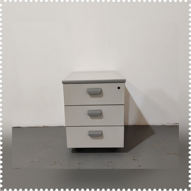 Cajonera oficina con ruedas – segunda mano – foto 3