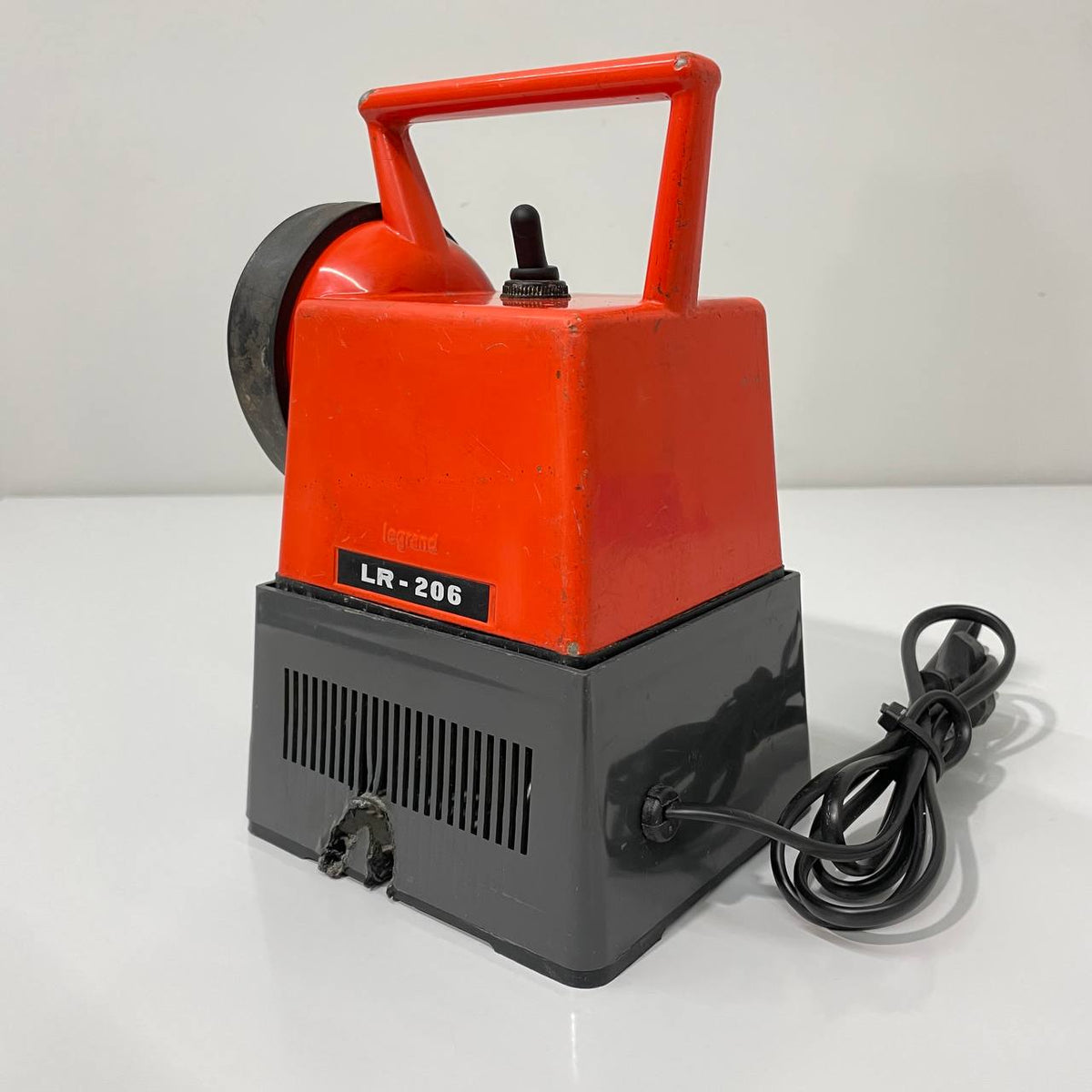 Linterna Profesional Ferroviaria Legrand Ura LR-206