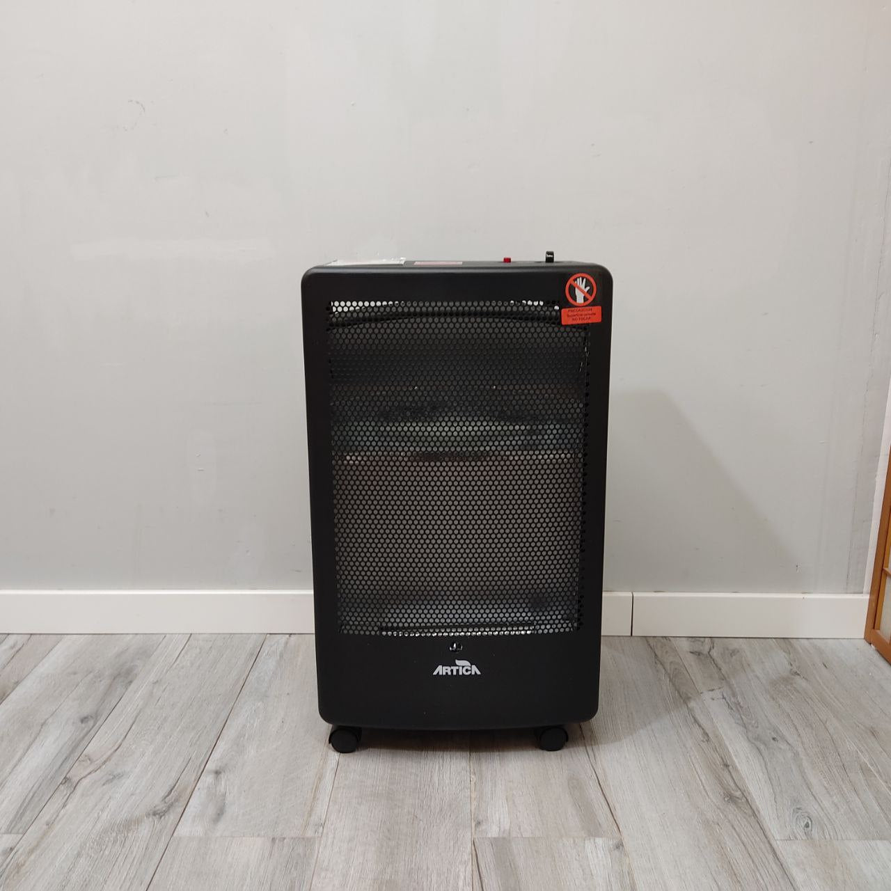 ESTUFA DE GAS ÁRTICA AEA2300 – LLAMA AZUL, 3200W, SISTEMA OXI-STOP