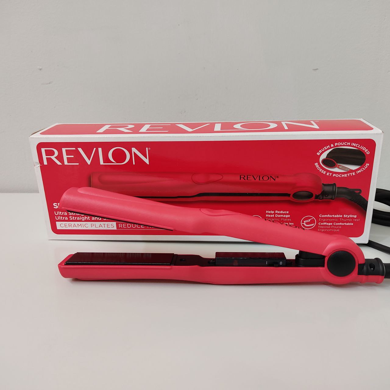 PLANCHA DE PELO CERÁMICA CON ESTUCHE Y CEPILLO - REVLON RVST2176GPE