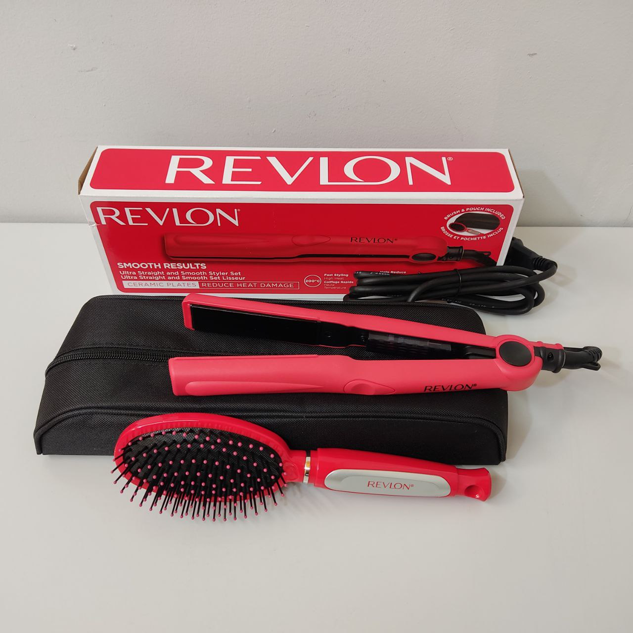PLANCHA DE PELO CERÁMICA CON ESTUCHE Y CEPILLO - REVLON RVST2176GPE