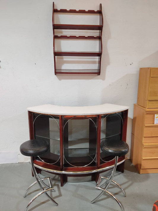 CONJUNTO BAR RETRO CON BOTELLERO Y TABURETES – ESTILO VINTAGE AÑOS 70