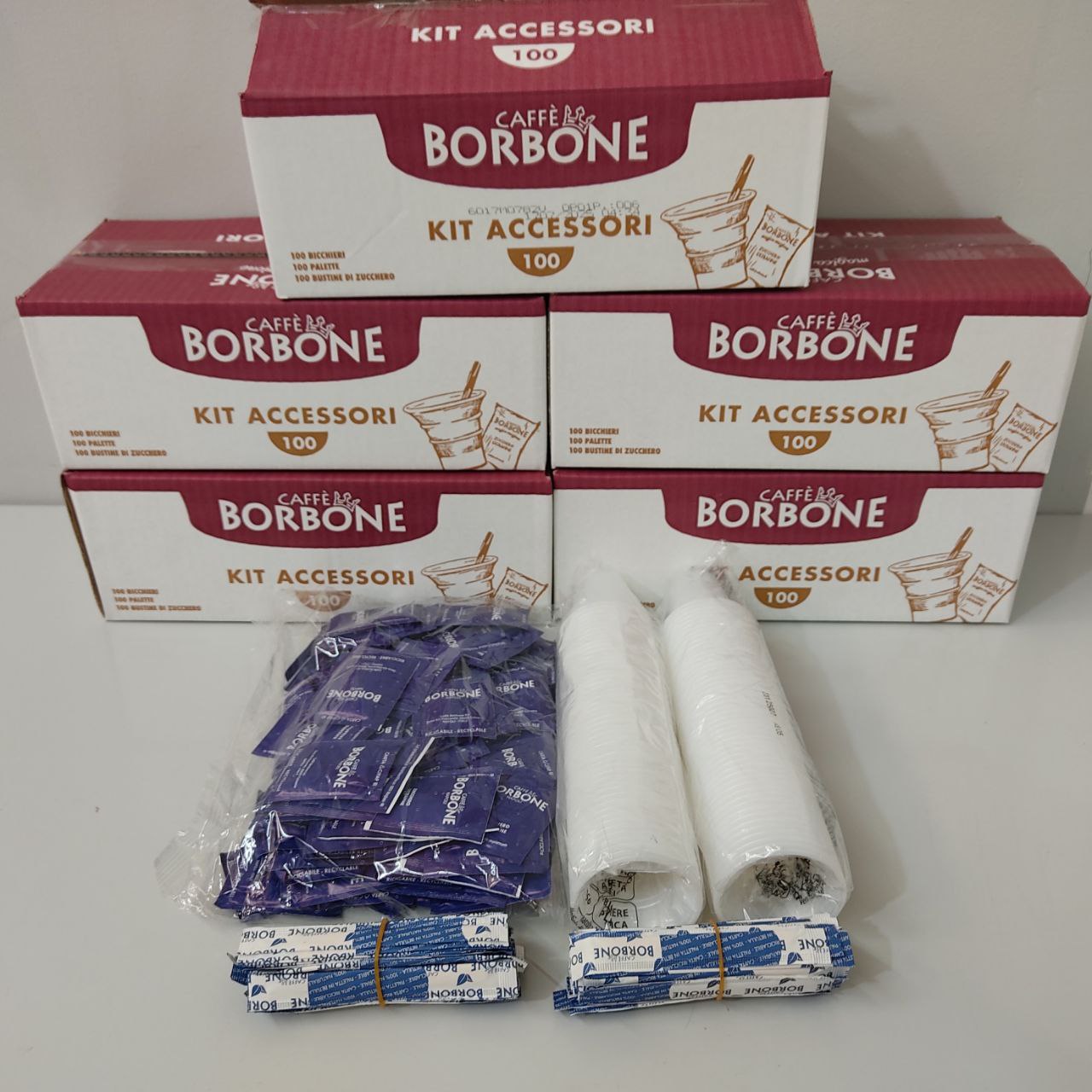 KIT PARA CAFÉ DE 100 PIEZAS – COMPLETO, PRÁCTICO Y VERSÁTIL