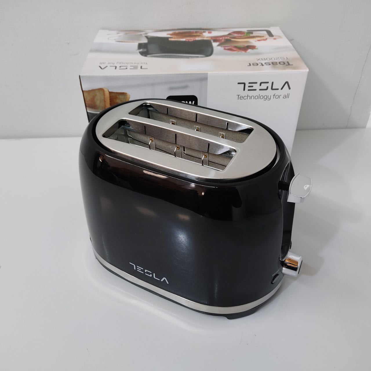 TOSTADORA TESLA TS200BX NEGRO – DISEÑO ELEGANTE Y POTENCIA PARA TOSTADAS PERFECTAS