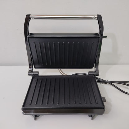 GRILL ELÉCTRICO TRISTAR 700W 22,5X14CM – COMPACTO Y EFICIENTE