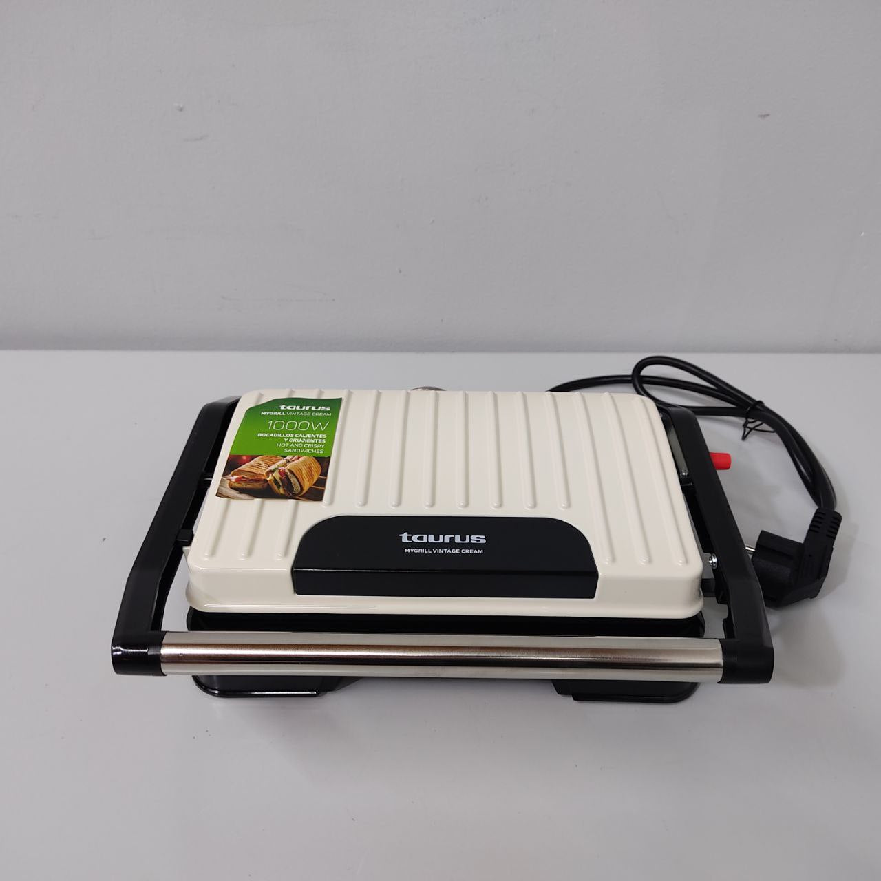 GRILL ELÉCTRICO TAURUS MYGRILL VINTAGE – 1000W, APERTURA 180º, PLACAS 23X14,5CM