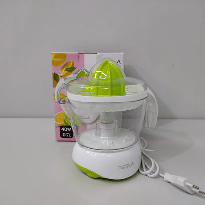 EXPRIMIDOR TESLA 40W – 0,7L, FÁCIL Y RÁPIDO PARA JUGOS FRESCOS