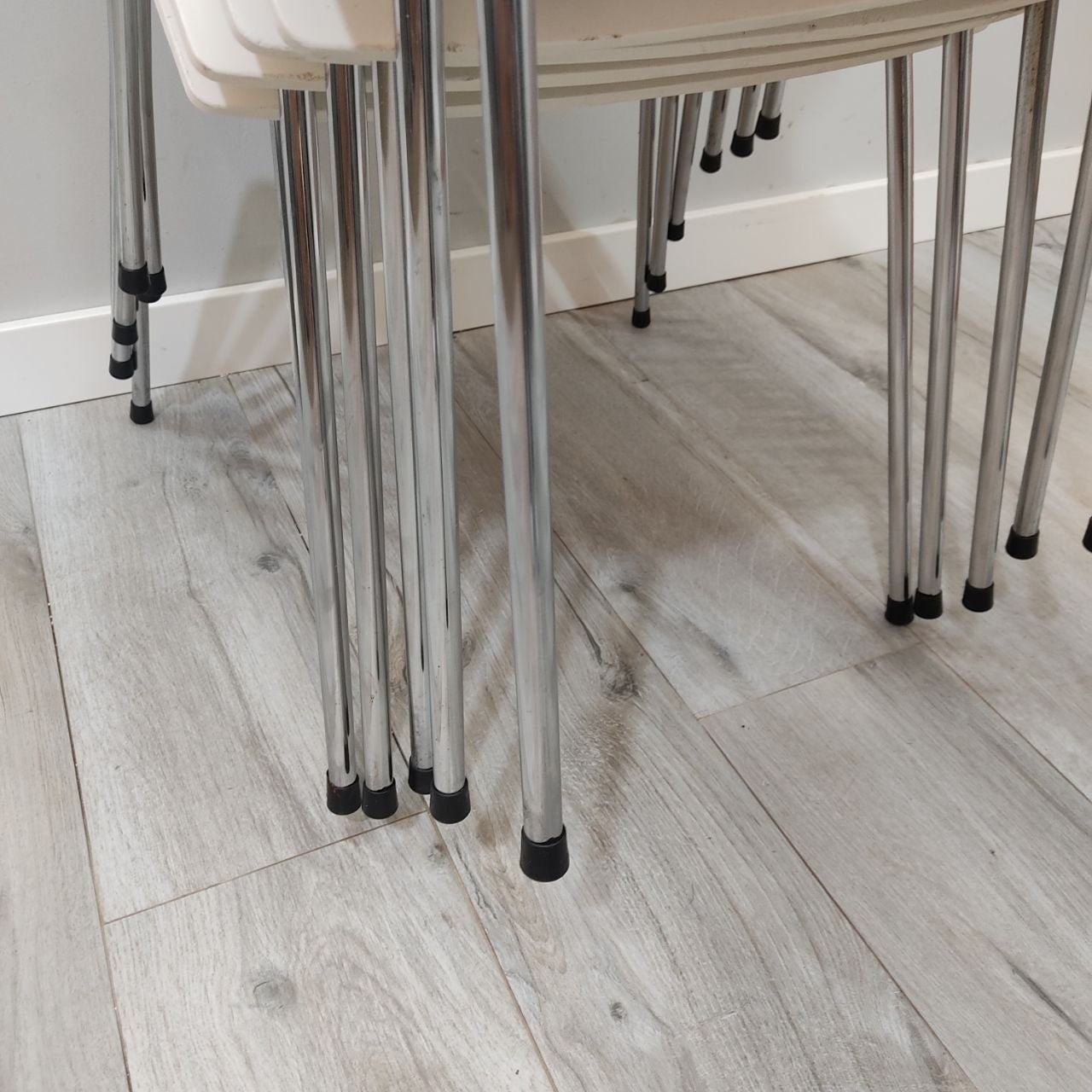 SILLAS MAUI ORIGINALES KARTELL – DISEÑO VICO MAGISTRETTI – STOCK DISPONIBLE Y PRECIO ECONÓMICO