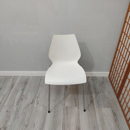 SILLAS MAUI ORIGINALES KARTELL – DISEÑO VICO MAGISTRETTI – STOCK DISPONIBLE Y PRECIO ECONÓMICO
