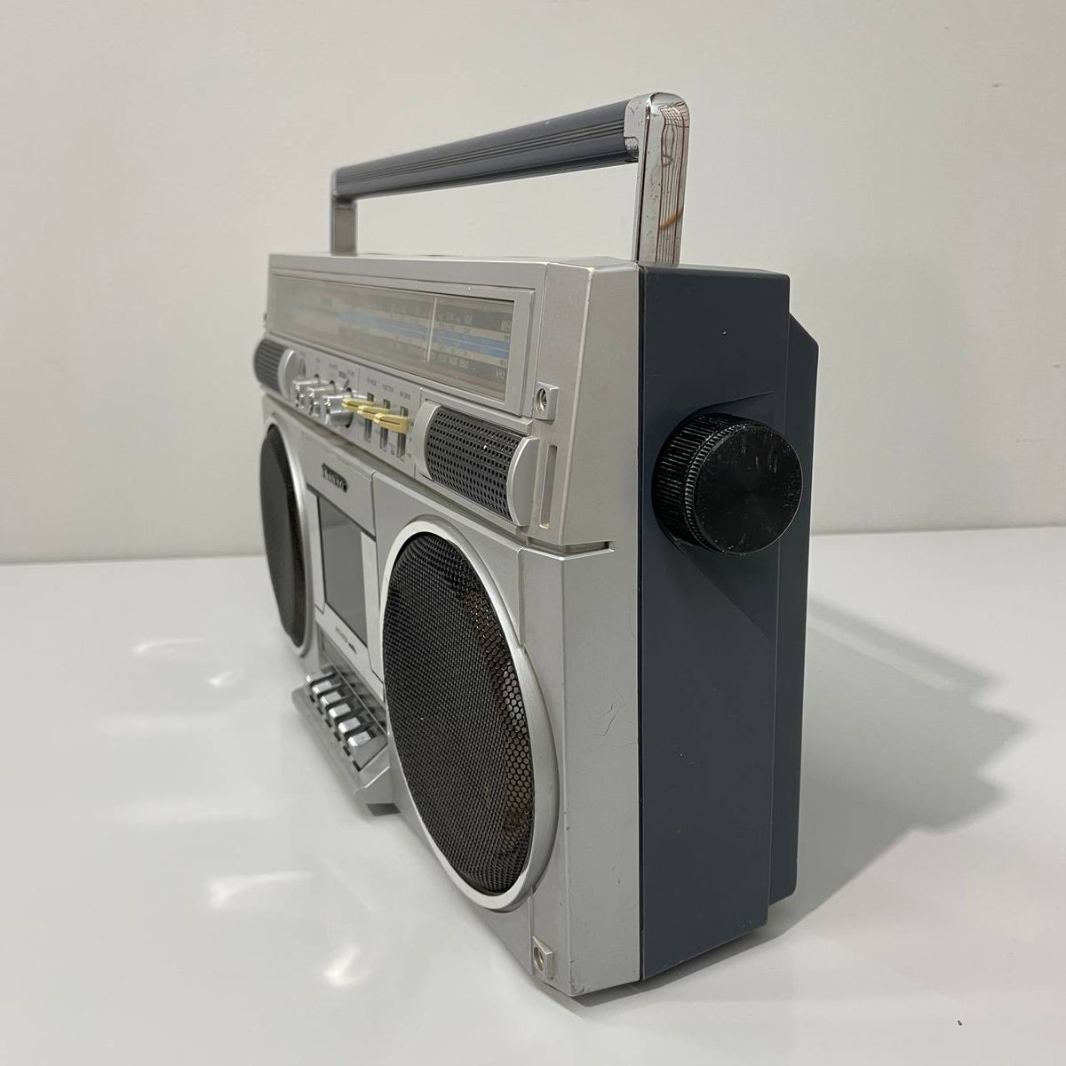 Radio Cassette Sanyo M9830K